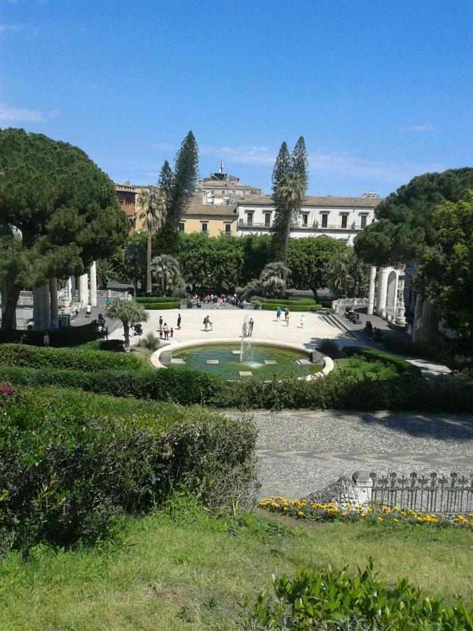 Casetta In Centro Catania Bagian luar foto