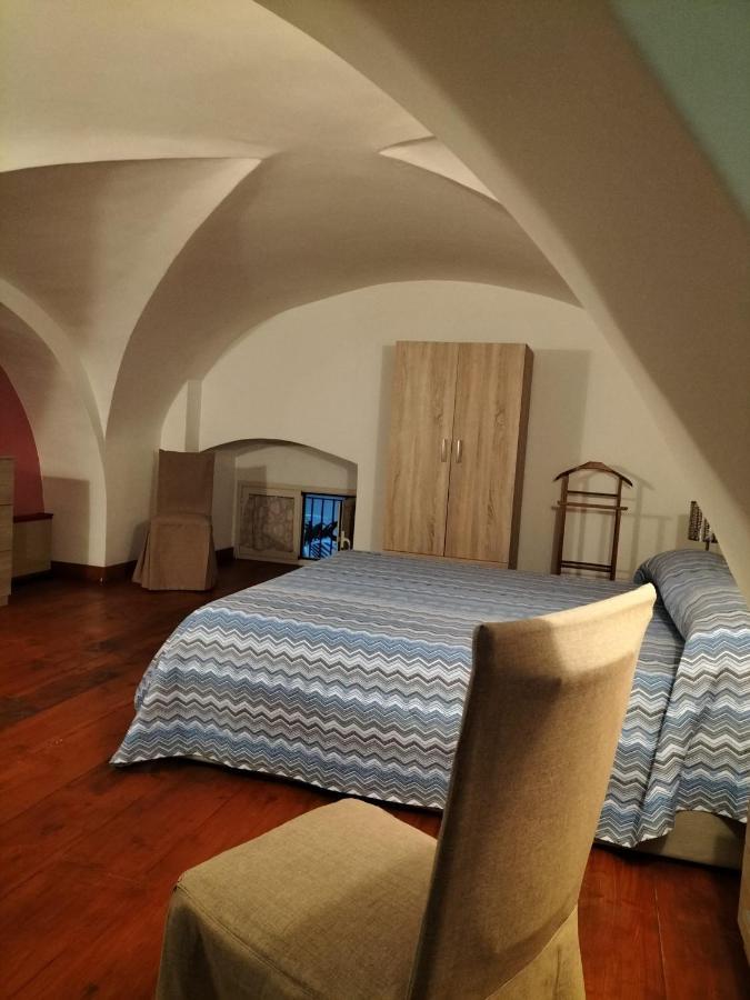 Casetta In Centro Catania Bagian luar foto