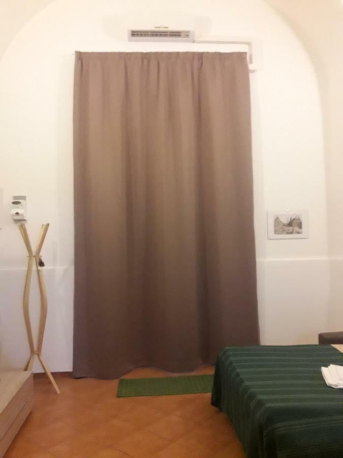 Casetta In Centro Catania Bagian luar foto